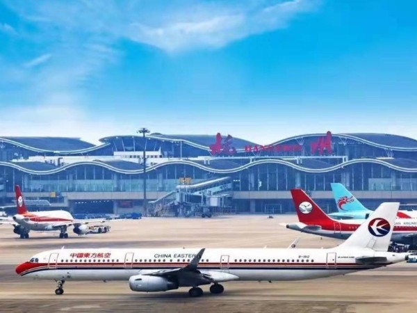 飛機場（chǎng）