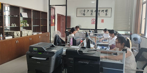 香蕉啪啪网站客服部場（chǎng）景（jǐng）